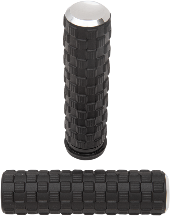 ARLEN NESS Air Trax Grips - TBW - Chrome 07-353