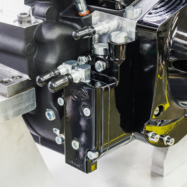S&S CYCLE V124 Long Block Engine - Black Edition - Big Twin | Custom Chasis w/Alternator-Style Primary 310-1158
