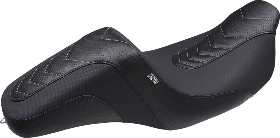 MUSTANG Signature Series Squareback™ Seat - Gripper Vinyl - Chevron - Gunmetal Stitch - FL '08-'25 76322GM