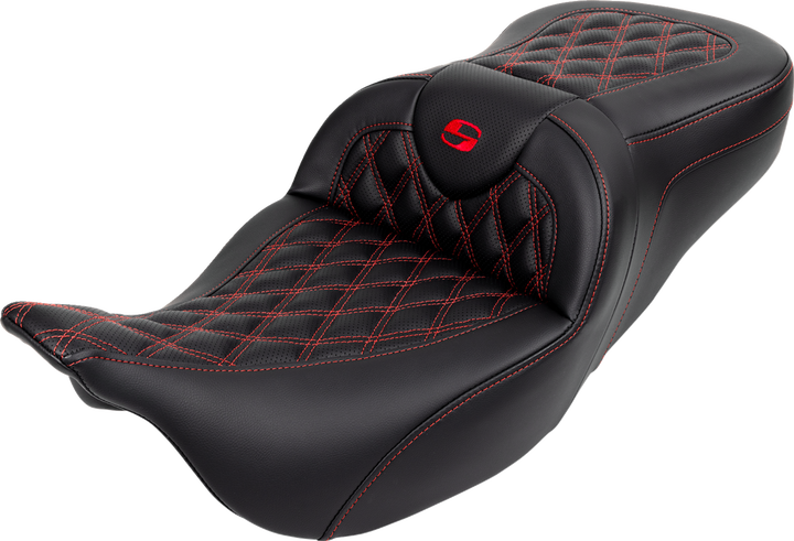 SADDLEMEN Roadsofa™ Seat - with Backrest - Red Stitch - FL '08-'23 808-07B-182B4
