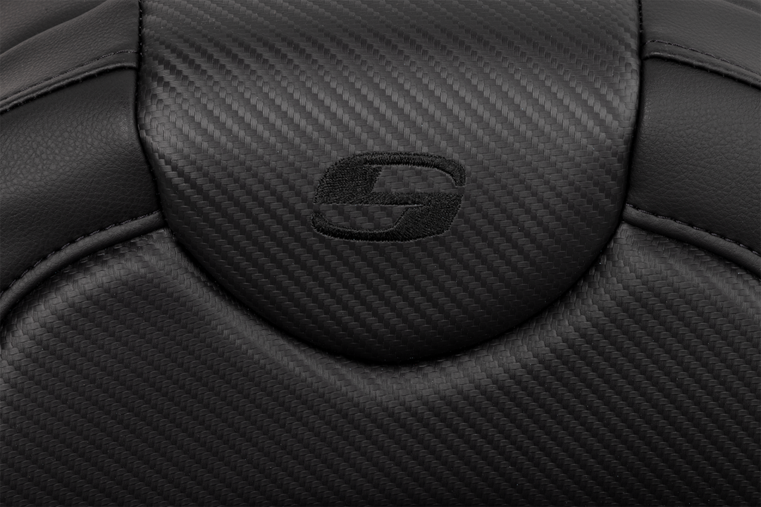 SADDLEMEN Roadsofa™ Extended Reach Seat - Carbon Fiber - Black Stitch - without Backrest - FL '08-'24 808-07B-18600