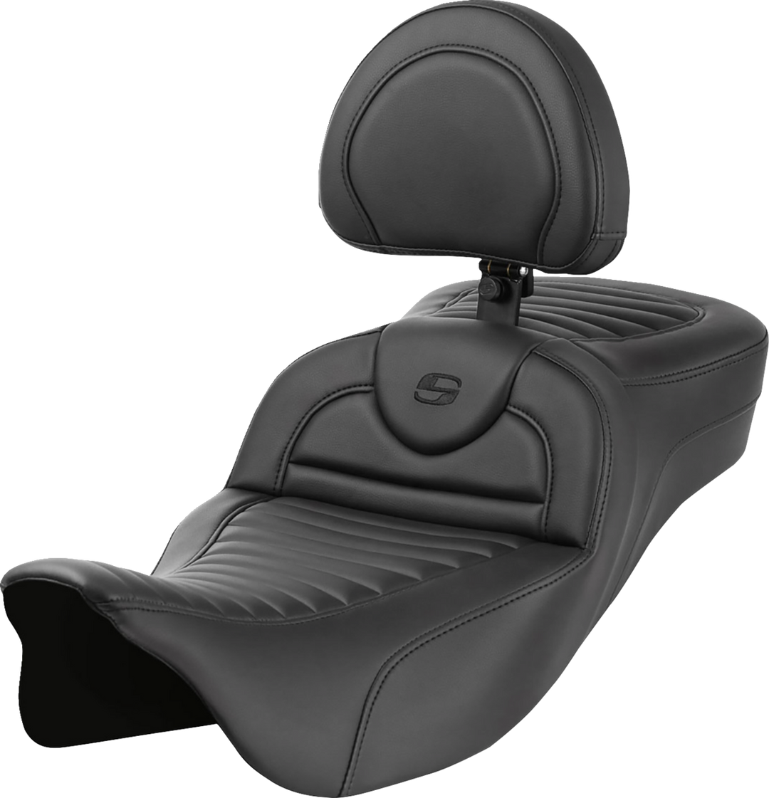SADDLEMEN Roadsofa™ Extended Reach Seat - with Backrest - Tuck-n-Roll - FL '08-'24 808-07B-203B0