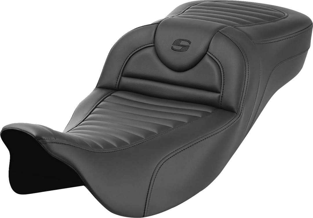 SADDLEMEN Roadsofa™ Extended Reach Seat - without Backrest - Tuck-n-Roll - FL '08-'24 808-07B-20300