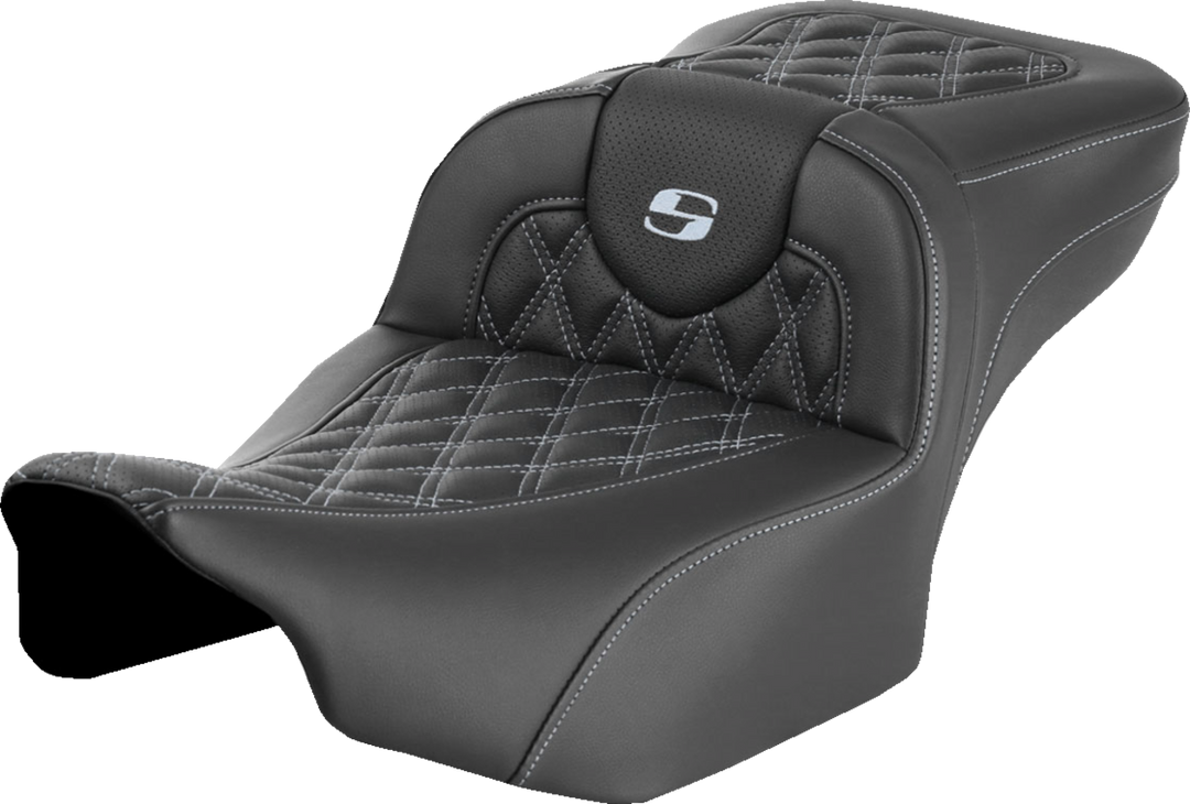 SADDLEMEN Roadsofa™ Extended Reach Seat - without Backrest - Lattice - Silver Stitch - FLTR/FLHX '23-'24 823-07-18405