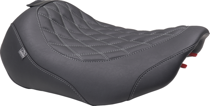 MUSTANG Wide Tripper Seat - Solo - Dark Brown/Gun Metal Stitching - FLT/FLH '23-'25 - 89503GM