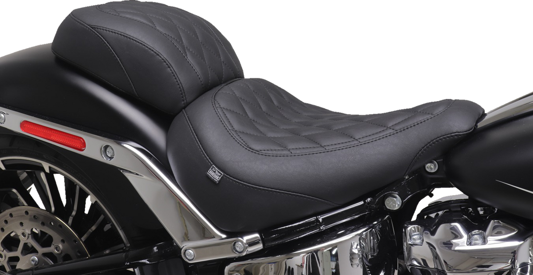 MUSTANG Wide Tripper* Solo Seat - no Backrest - Diamond - Black Stitch - FXBR '23-'25 85033