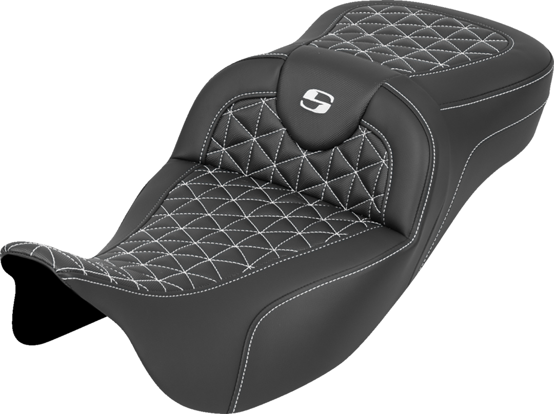 SADDLEMEN RoadSofa™ Tri Gripper Seat - Extended Reach - White Stitch - w/o Backrest - FLH/FLT '08-'25 808-07B-21106