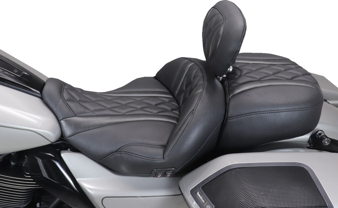 MUSTANG Heated Super Touring One Piece 2-Up Seat - Deluxe Diamond - Black Stitch - FLT/FLH '23-'26 89410