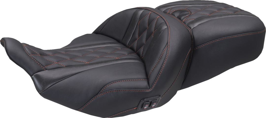 MUSTANG Heated Super Touring One Piece 2-Up Seat - Deluxe Diamond - American Beauty Stitch - FLT/FLH '23-'26 89410AB
