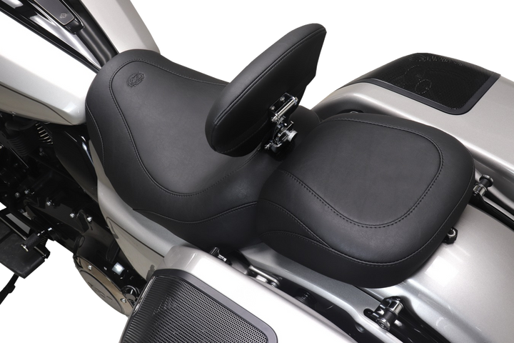 MUSTANG Wide Tripper™ Solo Seat - Backrest Receiver - Black Stitch - FLT/FLH '23-'26 89402