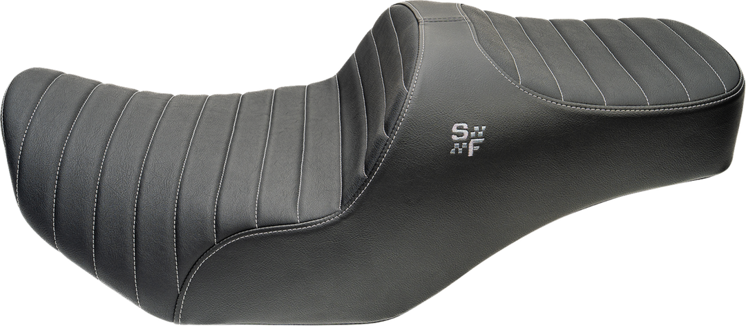 SLYFOX Chariot Seat - Silver Classic Stitch - Silver Logo - FLH/FLT '09-'23.5 4723B