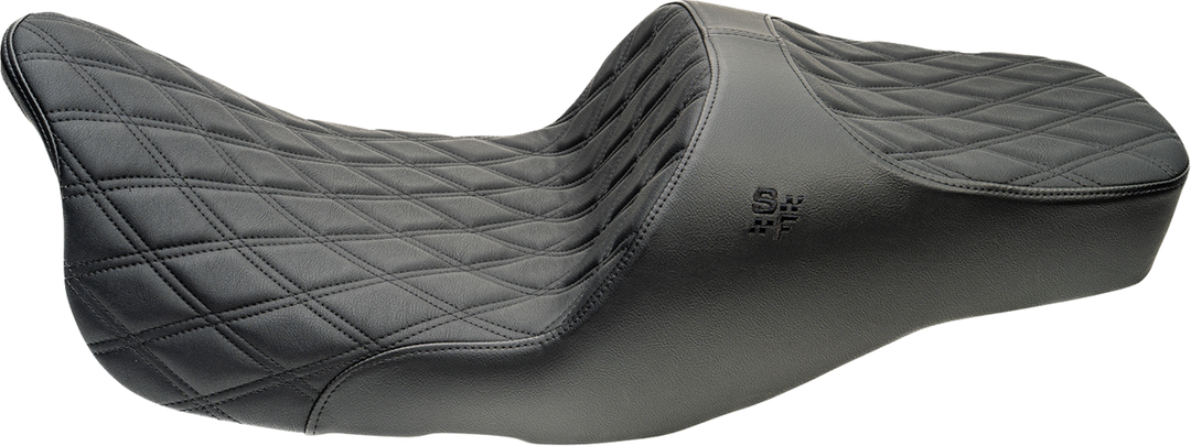 SLYFOX Chariot Seat - Black Double Diamond Stitch - Black Logo - FLH/FLT '23.5-'26 4729C