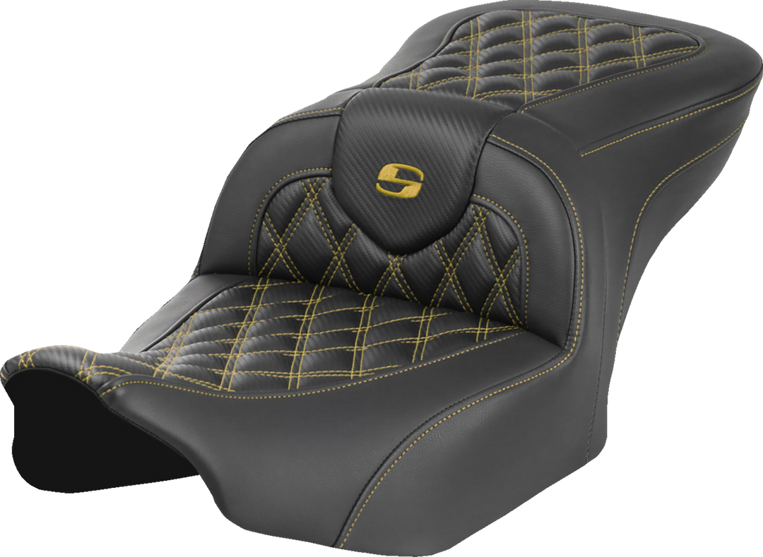 SADDLEMEN Roadsofa™ Seat - Carbon Fiber - without Backrest - Gold Lattice Stitch - FLH/FLT '23-'25 823-07-20607