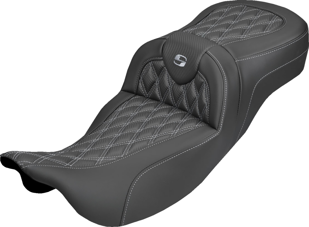 SADDLEMEN Extended Reach Roadsofa™ Carbon Fiber Seat - Lattice - Silver Stitch - Without Backrest - FL '08-'25 808-07B-20705