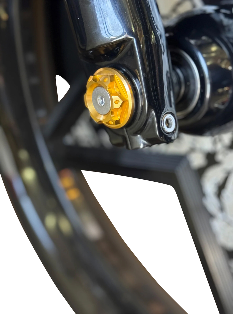 PAUL YAFFE BAGGER NATION Y-Axle with Turret Style Axle Cover Kit - Custom - Front - Gold - 1" PYO:YAXLE-07-HT-GD