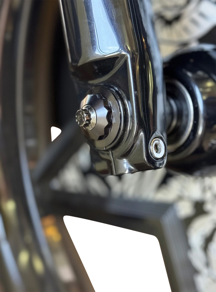 PAUL YAFFE BAGGER NATION Y-Axle with 12 Point Style Axle Cover Kit - Custom - Front - Blue - 1" PYO:YAXLE-07-TP-BE