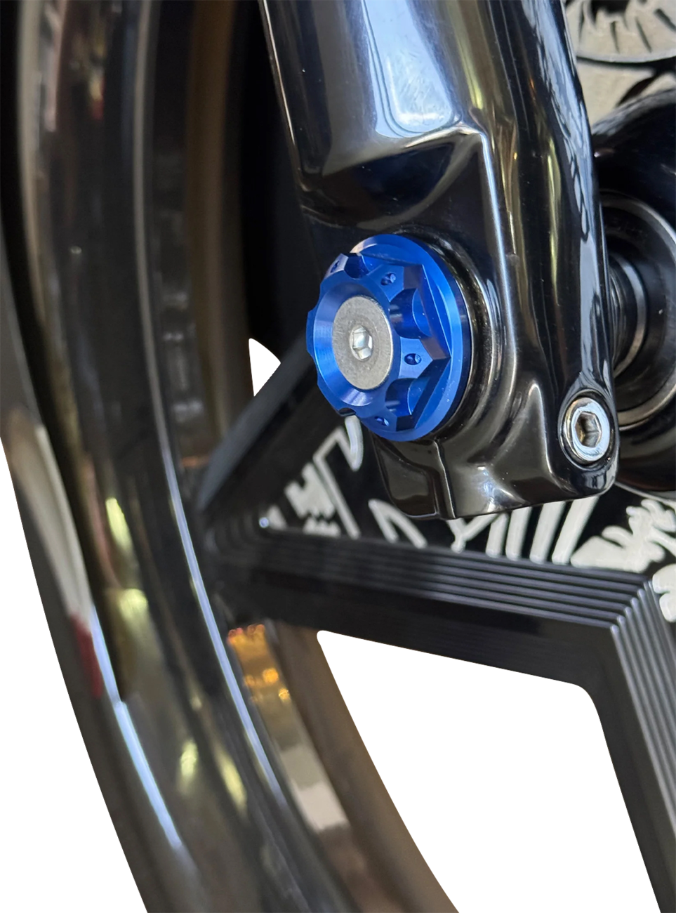 PAUL YAFFE BAGGER NATION Y-Axle with Turret Style Axle Cover Kit - Custom - Front - Blue - 25 mm PYO:YAXLE-08-HT-BE
