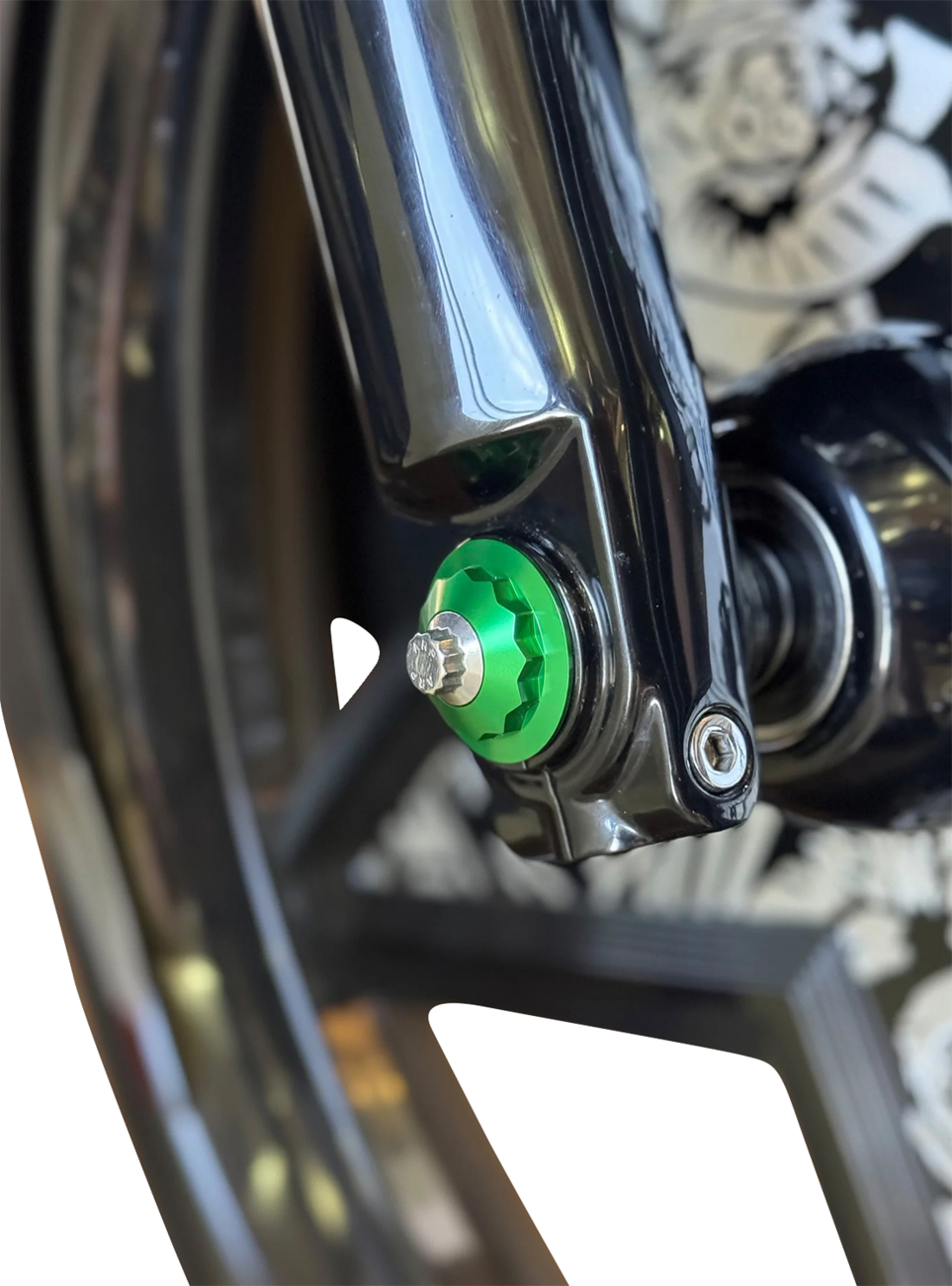 PAUL YAFFE BAGGER NATION Y-Axle with 12 Point Style Axle Cover Kit - Custom - Front - Green - 25 mm PYO:YAXLE-08-TP-GN