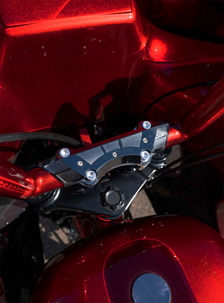 PAUL YAFFE BAGGER NATION Weld Wing Riser Clamp - 1" - Black PYO:SRC-WW-B