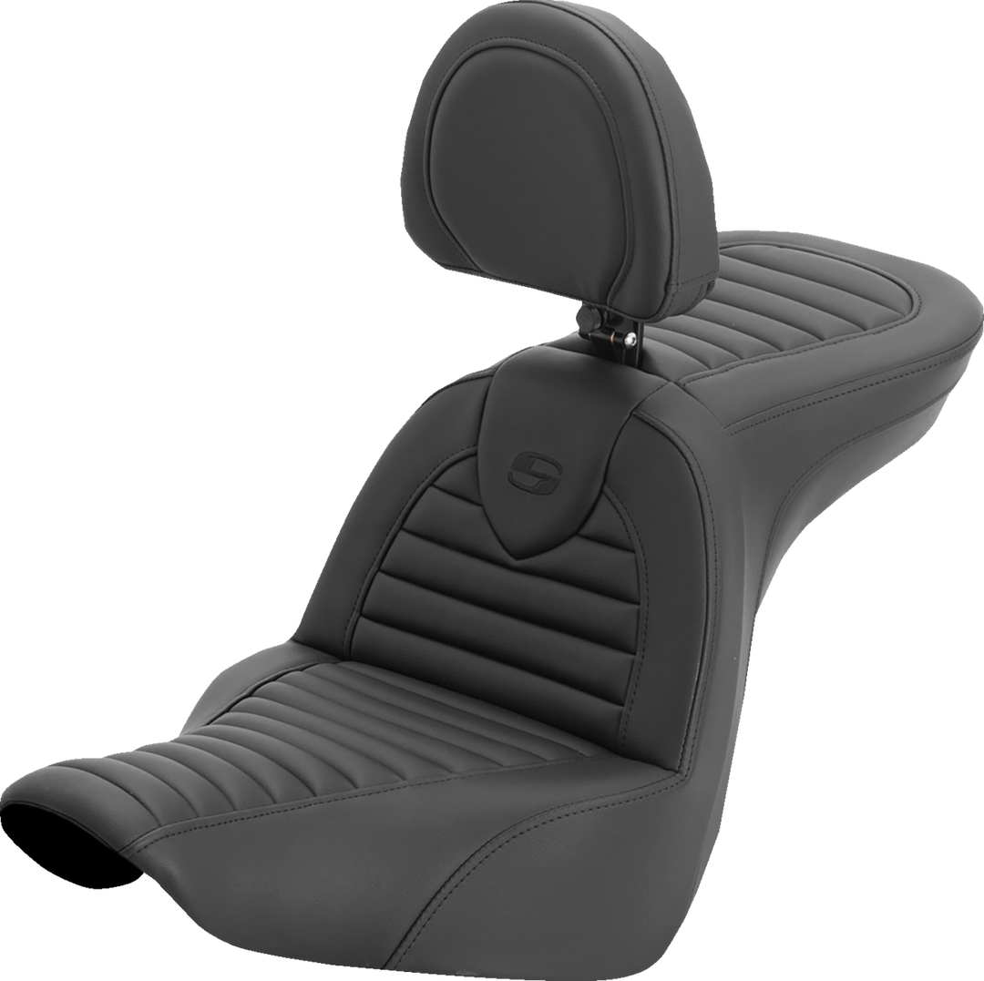 SADDLEMEN Roadsofa™ Seat - with Backrest - Tuck-n-Rolll - FL/FX '18-'26 818-29-202B0