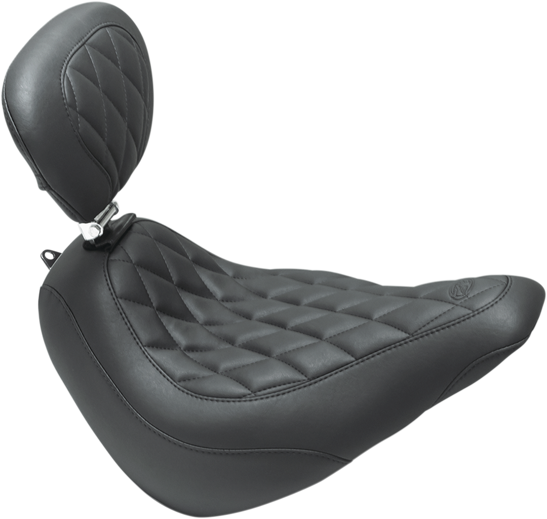 MUSTANG Wide Tripper™ Seat - with Driver's Backrest - Diamond Stitch - FLSL '18-'21 83046