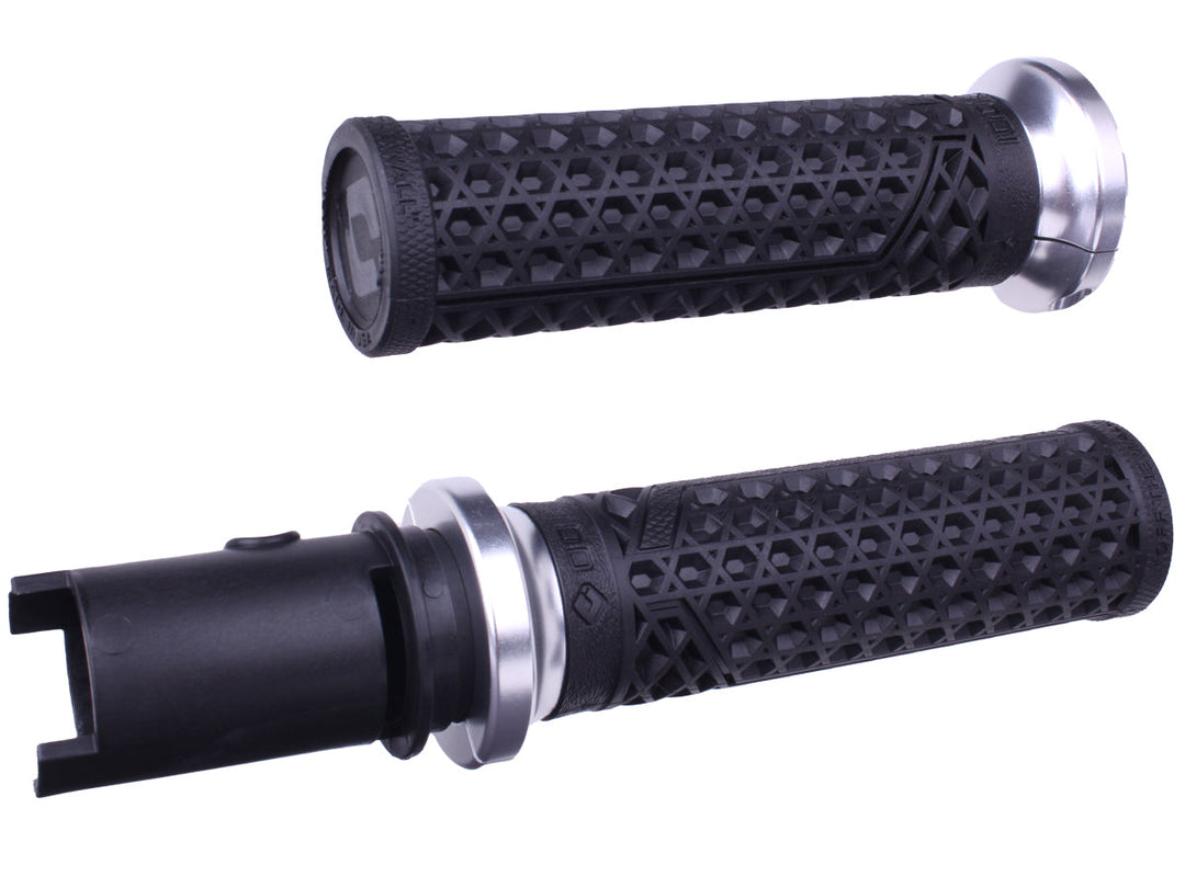 Vans V-Twin Lock-On Grips For 2024-Up-Touring & 2025-Up M8 Softails Black/Silver