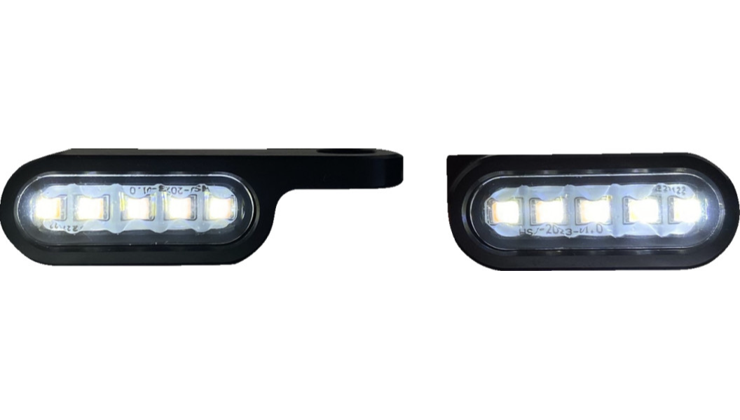 Custom Dynamics Mirror Mount Front Turn Signals - Black - CD-MMTS-AW-B