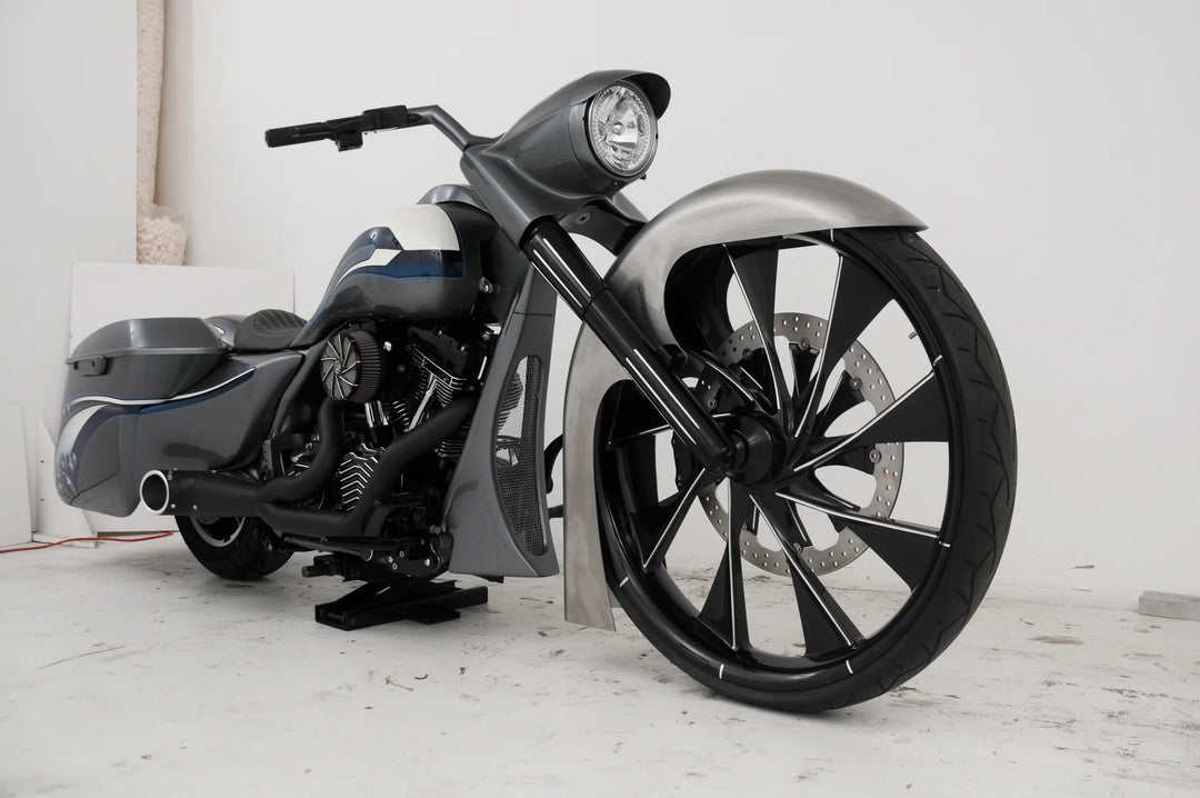 RWD 30" Flatback Front Bagger Fender