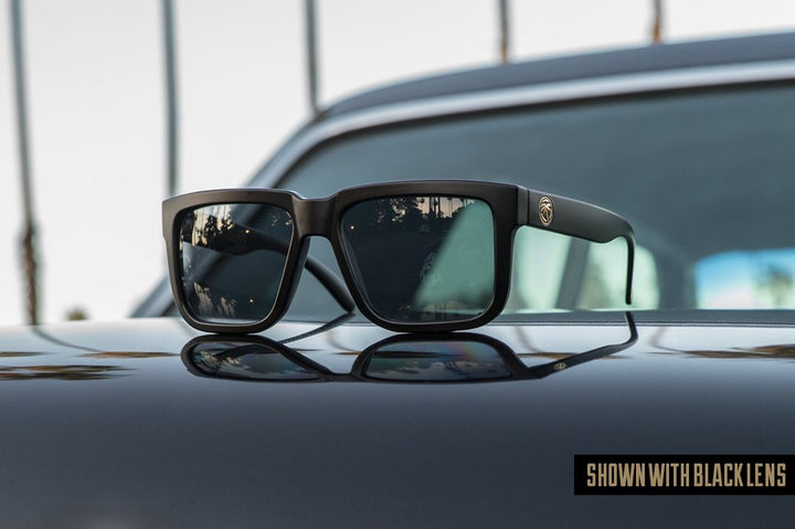 Heatwave Visual Avenue Sunglasses: Black W/Gold Emblem (4758003974221)