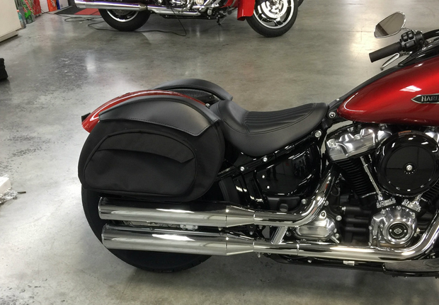 Saddlemen DXT Rigid Mount Saddlebags for '99-17 Harley Davidson Dyna Models