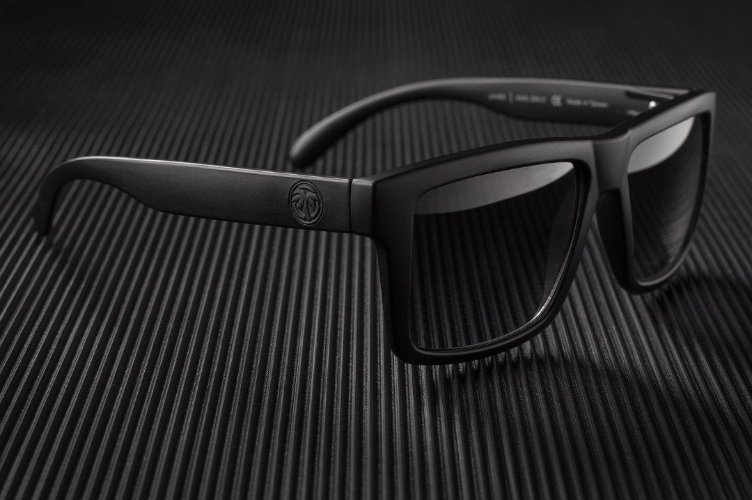 Heatwave Visual Vise Sunglasses: Black (4758692626509)