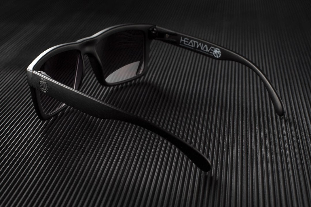 Heatwave Visual Vise Sunglasses: Black (4758692626509)
